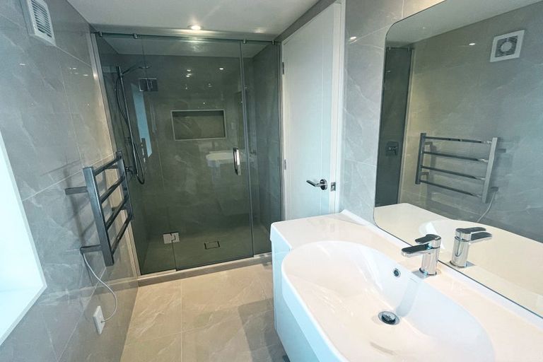 Photo of property in 167a Bucklands Beach Road, Bucklands Beach, Auckland, 2012