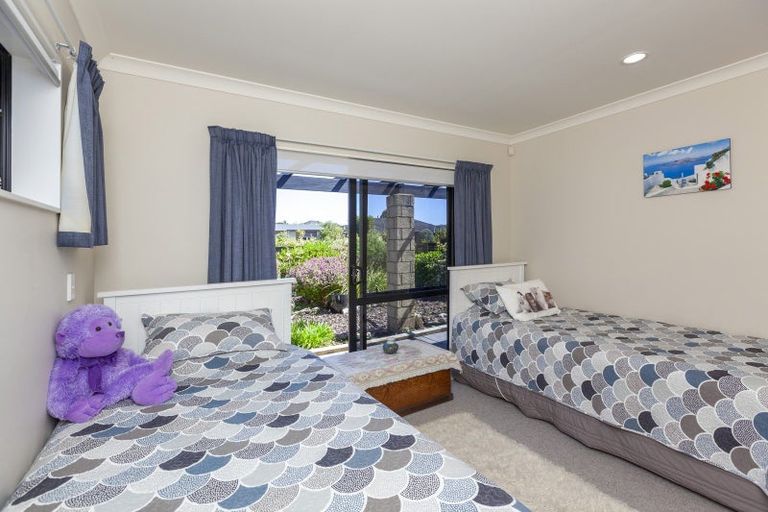 Photo of property in 4 Matuku Place, Paraparaumu Beach, Paraparaumu, 5032