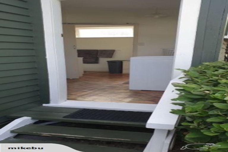 Photo of property in 330a Oceanbeach Road, Mount Maunganui, 3116