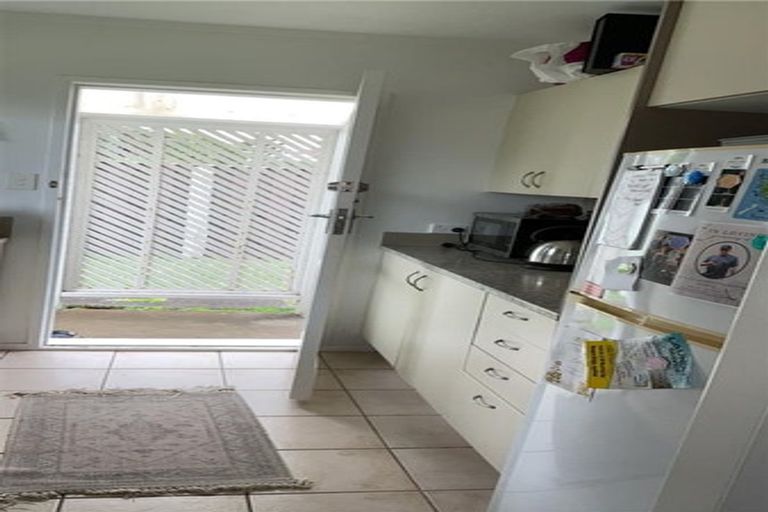 Photo of property in 5 Ashcroft Avenue, Mangere Bridge, Auckland, 2022