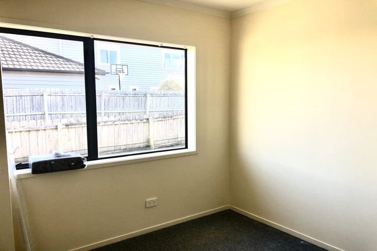 Photo of property in 7 Richard Hill Close, Fairview Heights, Auckland, 0632