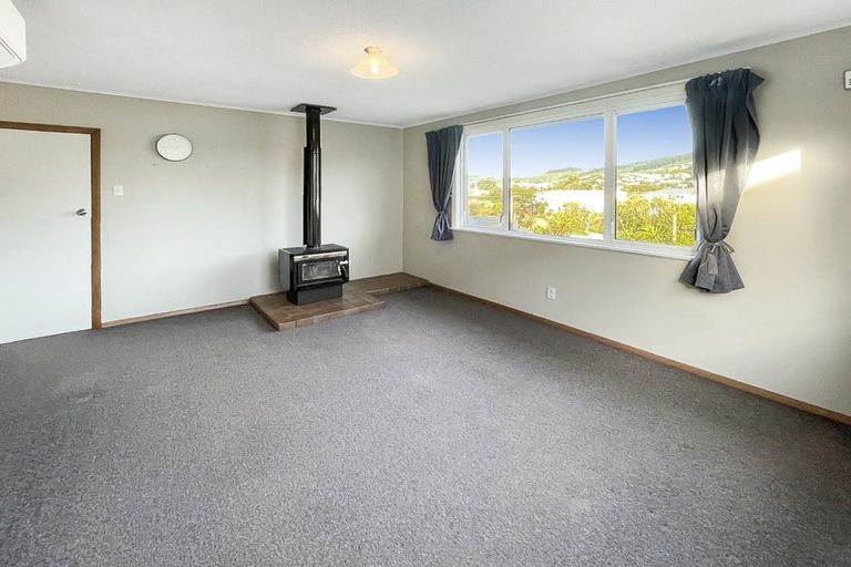 Photo of property in 15 Anthony Street, Tawa, Wellington, 5028
