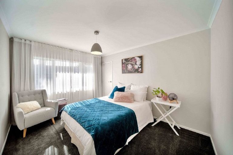 Photo of property in 59 Ray Small Drive, Pahurehure, Papakura, 2113