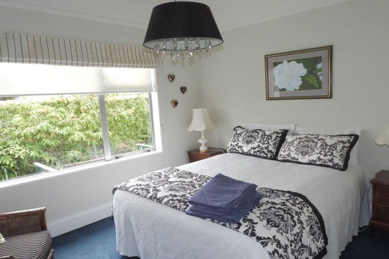 Photo of property in 12 Parsonage Road, Waimate, 7924