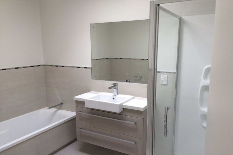 Photo of property in 9 Costa Viva Crescent, Karaka, Papakura, 2113