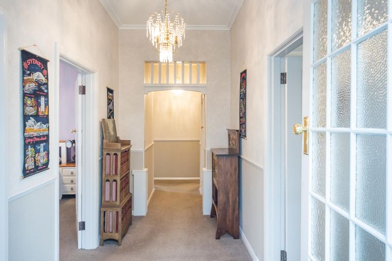 Photo of property in 55 Argyle Avenue, Takaro, Palmerston North, 4410