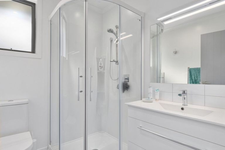 Photo of property in Waterview Estate, 32/4 Greystone Place, Omokoroa, 3114