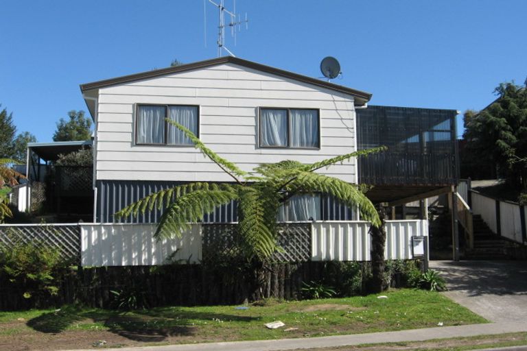 Photo of property in 52 Meander Drive, Welcome Bay, Tauranga, 3112