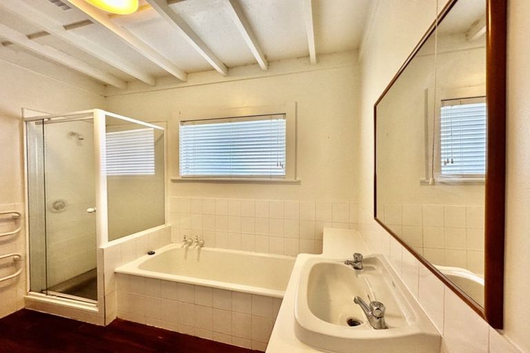 Photo of property in 176 Cook Street, Howick, Auckland, 2014