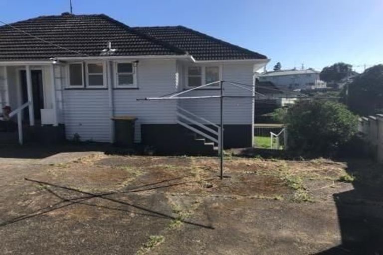 Photo of property in 50 Gloucester Street, Cannons Creek, Porirua, 5024