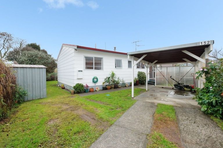 Photo of property in 152 Windermere Drive, Poike, Tauranga, 3112