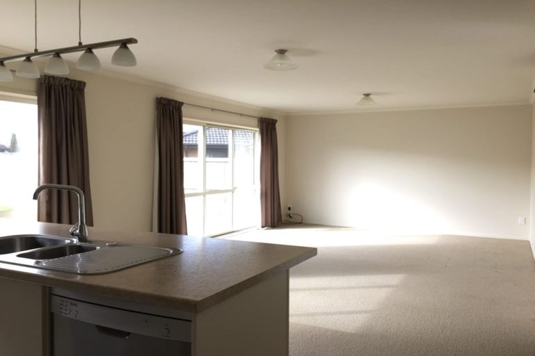 Photo of property in 21 Aquila Crescent, Rototuna North, Hamilton, 3210