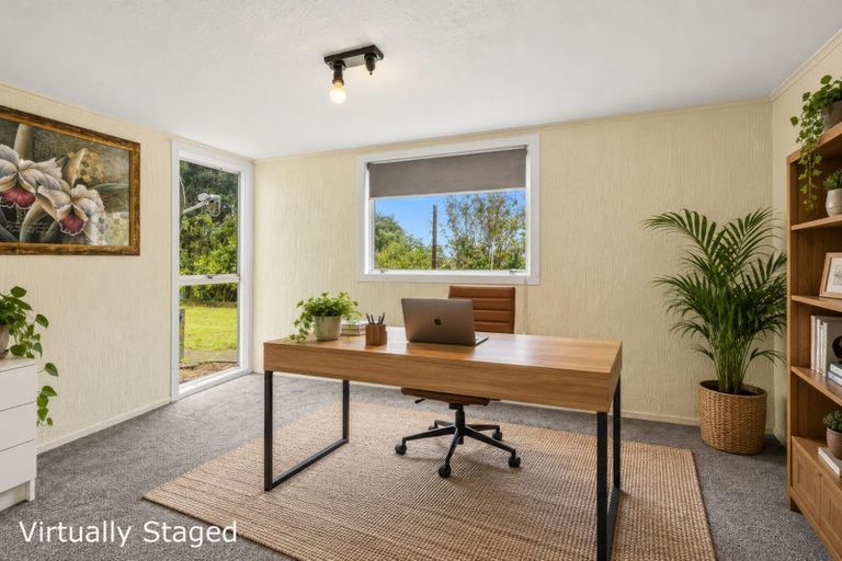 Photo of property in 15 St James Avenue, Helensville, 0800