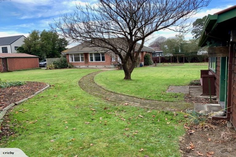 Photo of property in 7 Garreg Road, Fendalton, Christchurch, 8052
