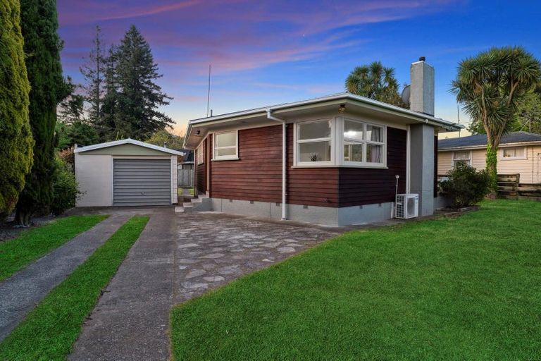 Photo of property in 59 Martin Street, Utuhina, Rotorua, 3015