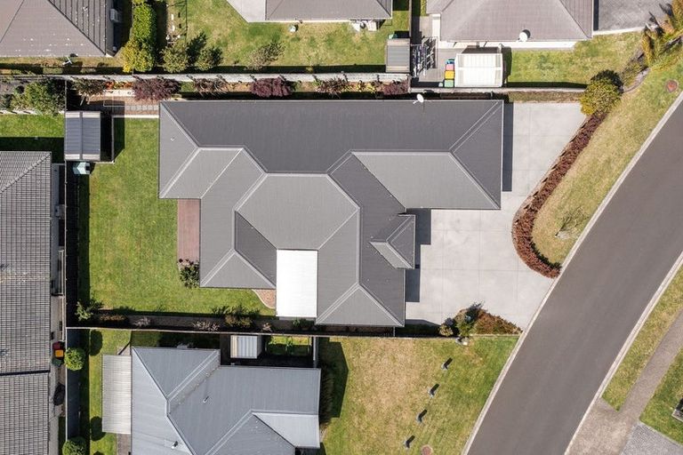 Photo of property in 36 Benmore Crescent, Pyes Pa, Tauranga, 3112