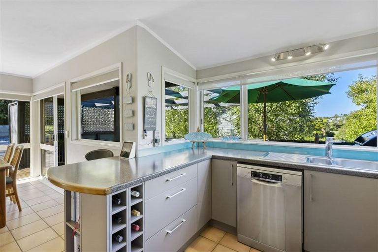 Photo of property in 84 Nigel Road, Browns Bay, Auckland, 0630