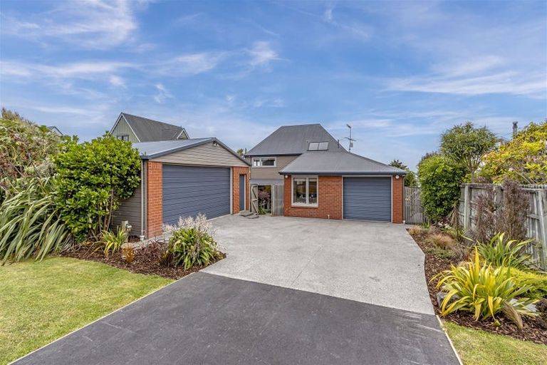 Photo of property in 251 Major Hornbrook Road, Mount Pleasant, Christchurch, 8081