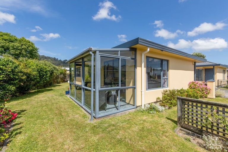 Photo of property in 58a Molesworth Street, Taita, Lower Hutt, 5011
