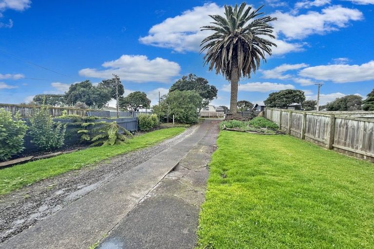 Photo of property in 7a Karaka Street, Castlecliff, Whanganui, 4501