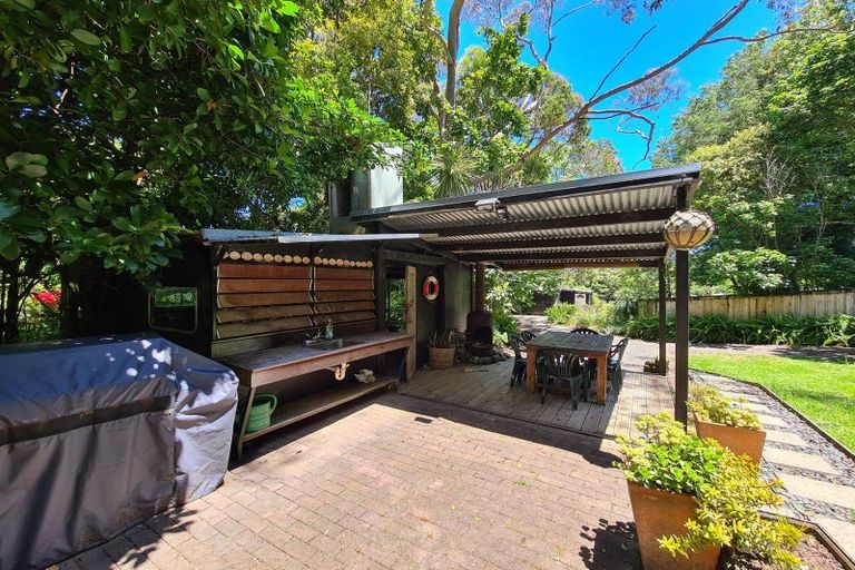 Photo of property in 1567 Rings Road, Coromandel, 3506