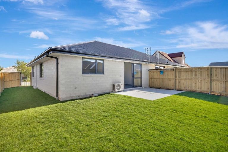 Photo of property in 44a Tiny Hill Drive, Rolleston, 7614