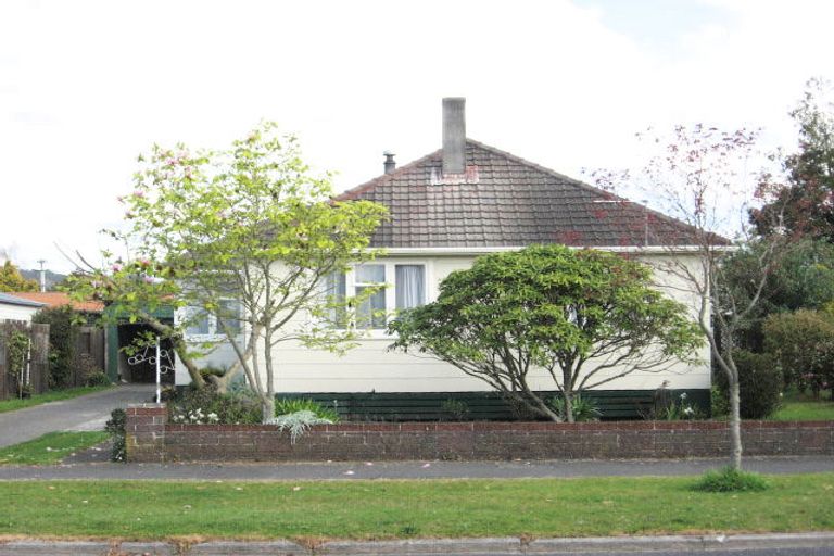 Photo of property in 2 Totara Street, Glenholme, Rotorua, 3010