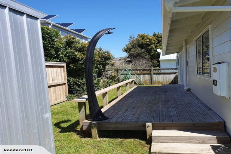 Photo of property in 1/46 Zealandia Road, Manly, Whangaparaoa, 0930