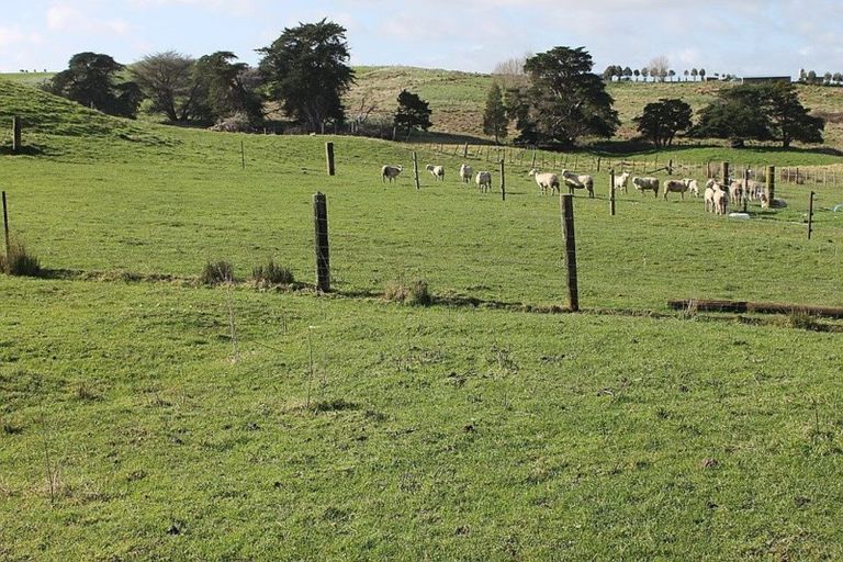 Photo of property in 40 Ariels Lane, Paparoa, Maungaturoto, 0583