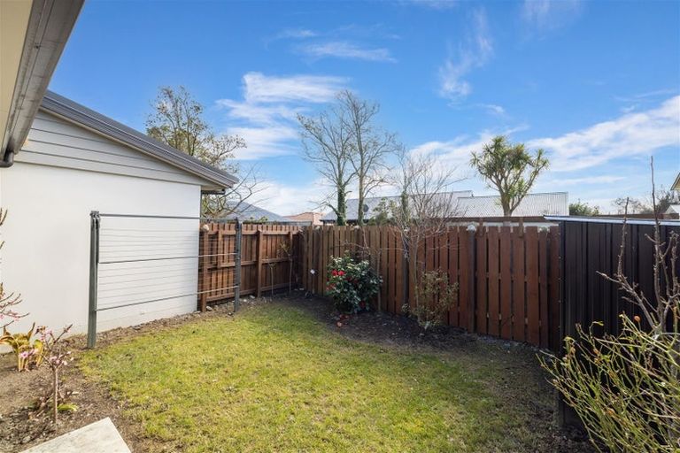 Photo of property in 4/21 Allard Street, Edgeware, Christchurch, 8013