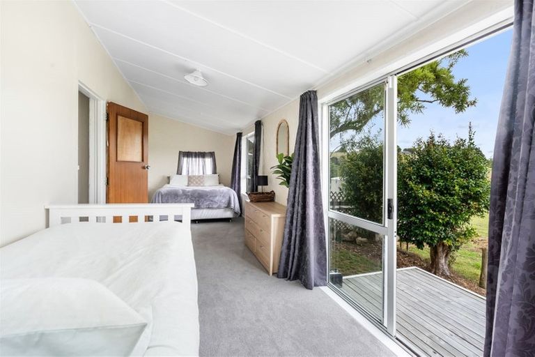 Photo of property in 77 Pataua Road North, Whareora, Whangarei, 0175