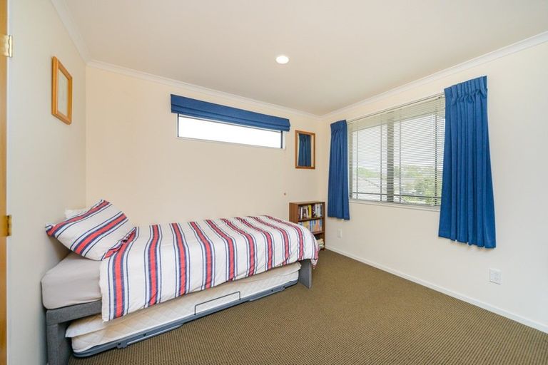 Photo of property in 189 Ruapehu Drive, Fitzherbert, Palmerston North, 4410