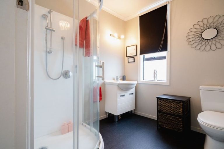 Photo of property in 8 Wills Street, Balaclava, Dunedin, 9011