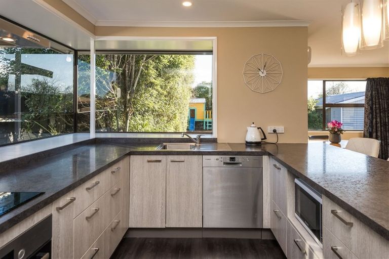 Photo of property in 42 Whitefield Street, Kaiapoi, 7630