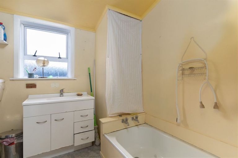 Photo of property in 70 Colombo Road, Masterton, 5810