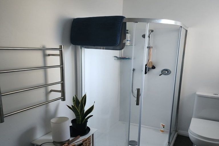 Photo of property in 24 Tawai Street, Trentham, Upper Hutt, 5018