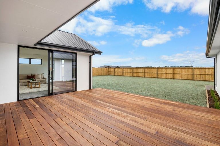 Photo of property in 49 Kingsdowne Drive, West Melton, 7618