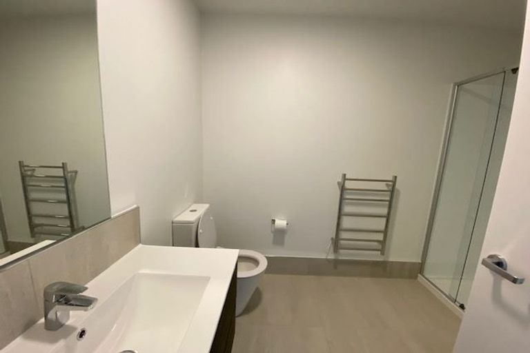 Photo of property in 17/11 Carlos Drive, Flat Bush, Auckland, 2016