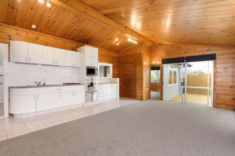 Photo of property in 3 Windsor Road, Bellevue, Tauranga, 3110