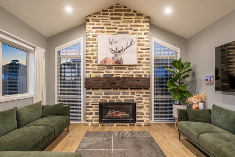 Photo of property in 22 Hopkirk Avenue, Wallaceville, Upper Hutt, 5018