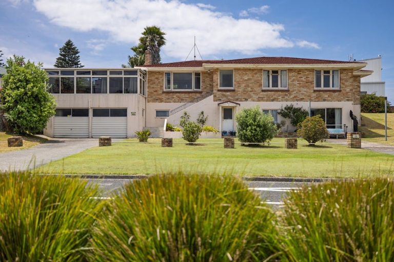 Photo of property in 35 Muricata Avenue, Mount Maunganui, 3116