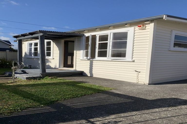 Photo of property in 22 Ava Street, Petone, Lower Hutt, 5012