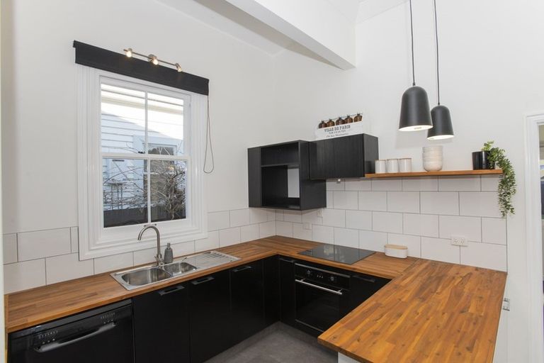 Photo of property in 42 Valley Road, Mangapapa, Gisborne, 4010