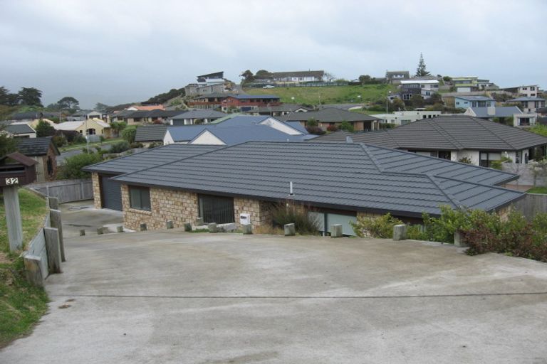 Photo of property in 32 Harry Shaw Way, Raumati South, Paraparaumu, 5032