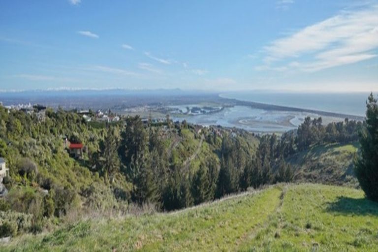 Photo of property in 311 Mount Pleasant Road, Mount Pleasant, Christchurch, 8081