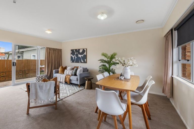 Photo of property in 1/128 Sixteenth Avenue, Tauranga South, Tauranga, 3112