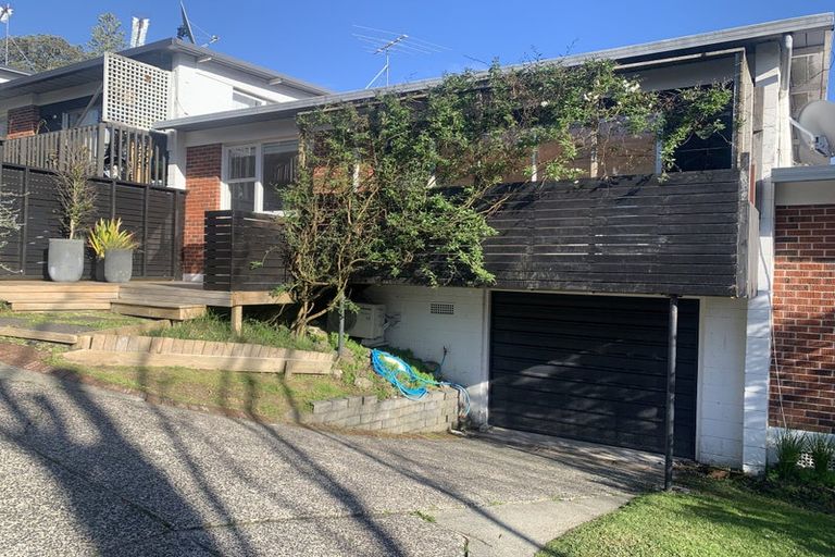Photo of property in 4/20 Penning Road, Castor Bay, Auckland, 0620