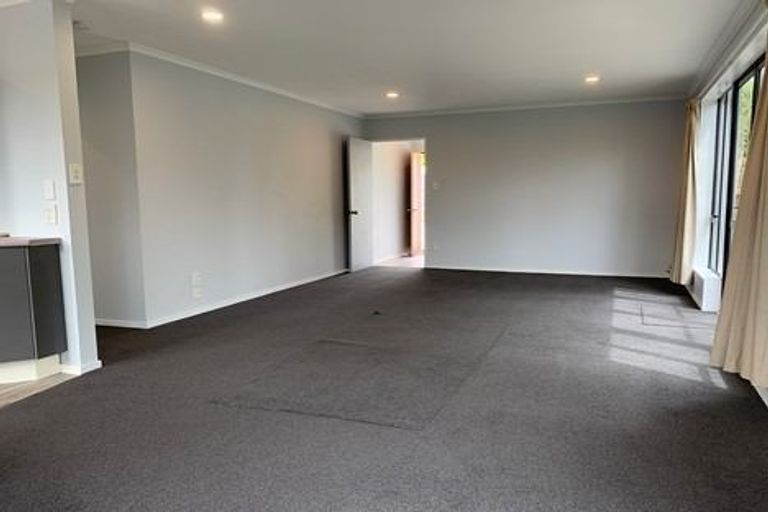 Photo of property in 26b Lake Terrace Road, Burwood, Christchurch, 8061