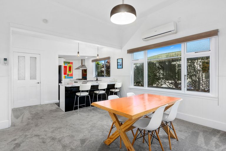 Photo of property in 22 Lochend Street, Musselburgh, Dunedin, 9013