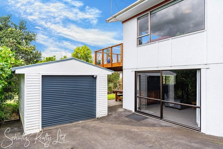 Photo of property in 15 Bickerstaffe Road, Maungaturoto, 0520